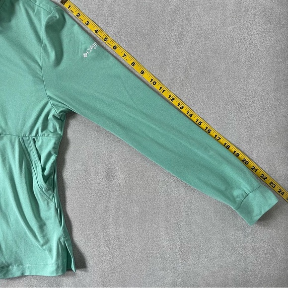 Columbia PFG Hooded Long Sleeve Shirt. Small. Green. - Picture 9 of 11